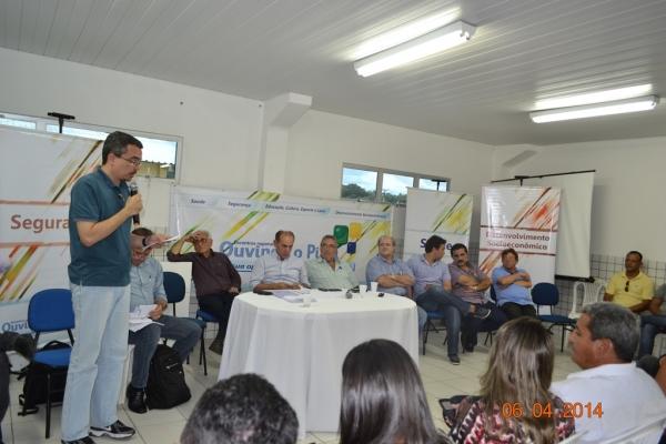 Prefeito Zé Resende e vice Professor Dominguinhos participam do Encontro Ouvindo o Piauí. - Imagem 9