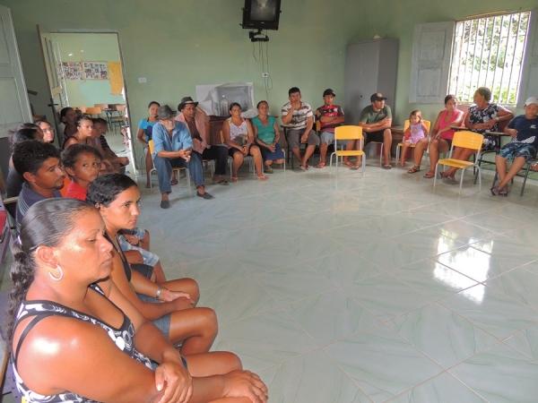 Moradores do São Luis se reúnem com Neuma Café em assentamento - Imagem 2