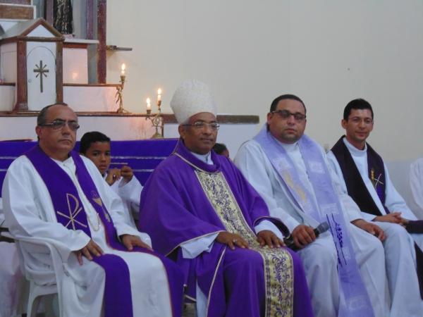 Padre Juarez Donato toma posse como novo pároco da paroquia Santo Inácio de Loyola  - Imagem 15