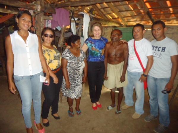 Sem água, saneamento básico e moradia digna, família viveu na zona urbana de Batalha por 28 anos, esquecida das autoridades. - Imagem 7