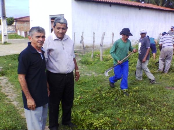 Prefeito Realiza mutirão de limpeza nas principais via de Boa Hora - Imagem 1