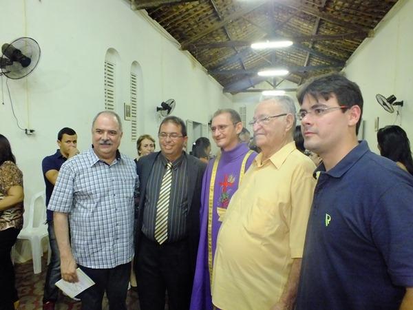 Dom Expedito Lopes: comemora Bodas de Ouro em grande estilo “50 anos de emancipação política” - Imagem 145