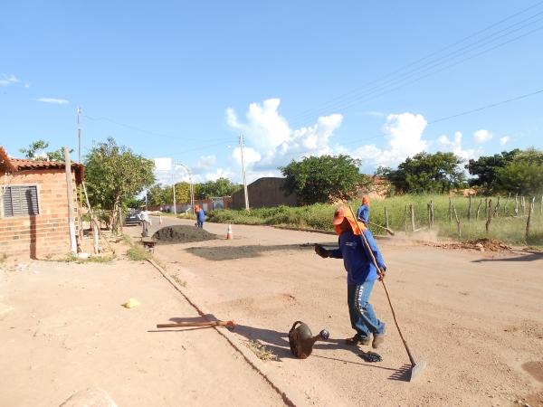 A Prefeita claudia lobo Junto ao Governo do Estado Faz Recuperação da PI que liga Currais a Bom Jesus - Imagem 2