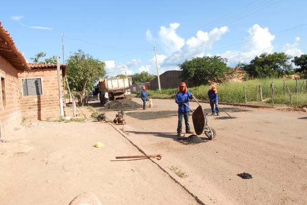 A Prefeita claudia lobo Junto ao Governo do Estado Faz Recuperação da PI que liga Currais a Bom Jesus - Imagem 15