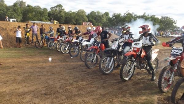 5º Lama Cross e Sirano e Sirino atraem multidão em festa do trabalhador  - Imagem 34