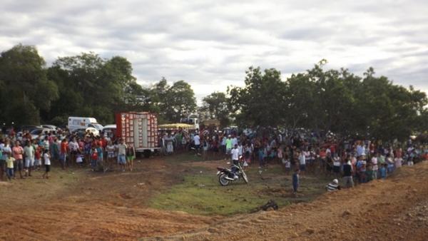5º Lama Cross e Sirano e Sirino atraem multidão em festa do trabalhador  - Imagem 31