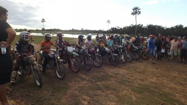 5º Lama Cross e Sirano e Sirino atraem multidão em festa do trabalhador  - Imagem 37