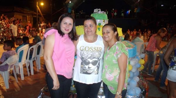 Bolo Comemorativo de 52 Anos - Imagem 18