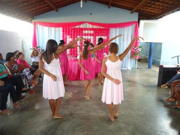 Escola Municipal Santa Catarina realizou Homenagem as Mães - Imagem 51