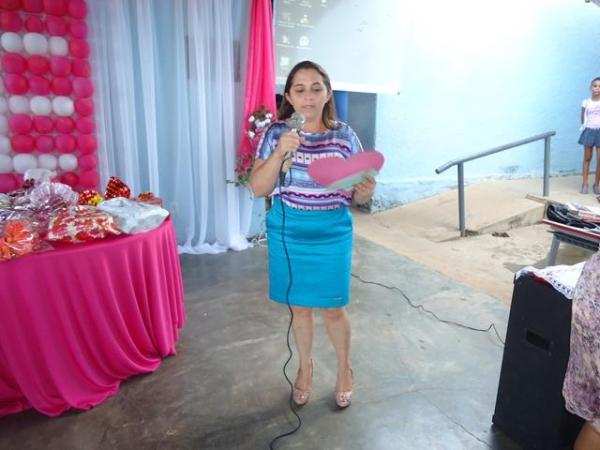 Escola Municipal Santa Catarina realizou Homenagem as Mães - Imagem 54