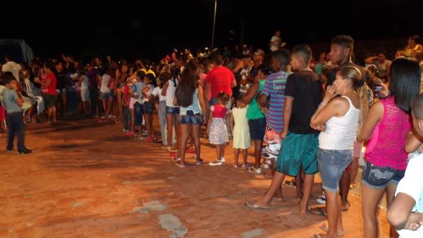 Bolo Comemorativo de 52 Anos - Imagem 40