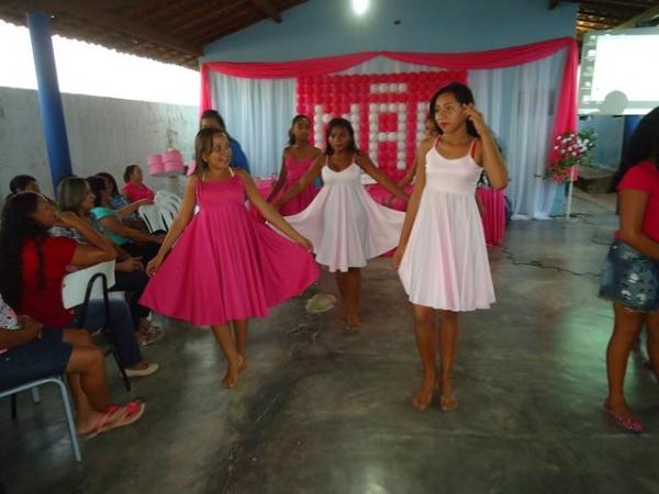 Escola Municipal Santa Catarina realizou Homenagem as Mães - Imagem 27