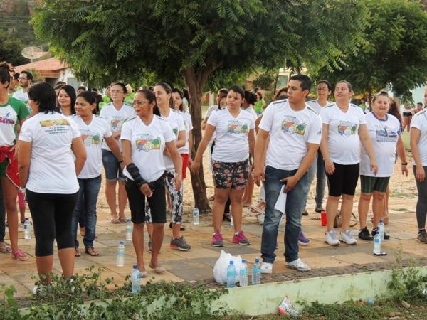 Programa Saúde na Escola - PSE realiza caminhada com alunos - Imagem 20