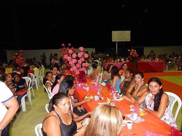 Prefeitura de Lagoinha preparou uma mega festa paras as Mães - Imagem 17