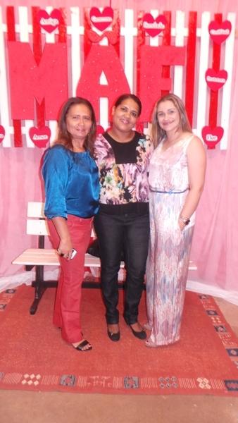 Prefeitura de Pimenteiras faz festa para as mães - Imagem 24