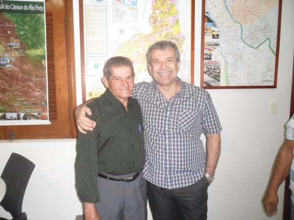 Senador Recebe Prefeito e Vereadores de Lagoinha - Imagem 4