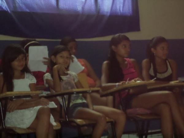 Professora realiza aula de conhecimento com Médica Cubana - Imagem 1