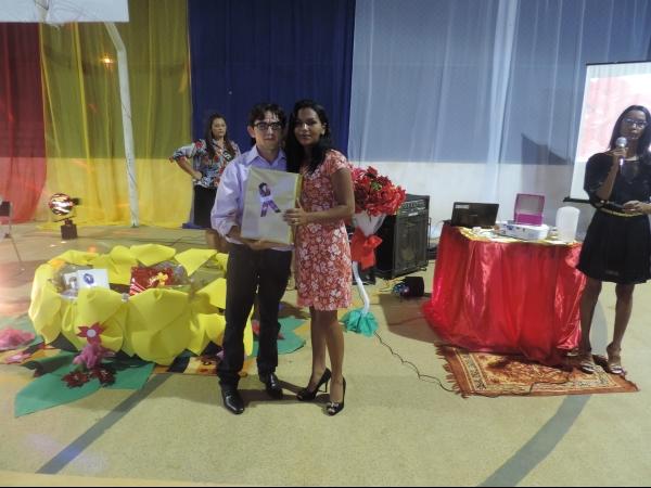 A prefeitura de Barra D’Alcântara em parceria com a Secretaria de Educação promoveu uma festa em comemoração ao dia das mães. - Imagem 19