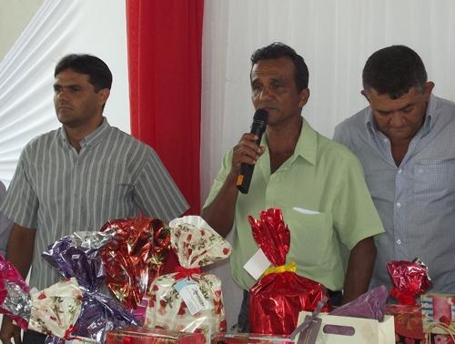 Prefeita Paula Araujo homenageou as mães brasileirenses com uma bela festa - Imagem 74