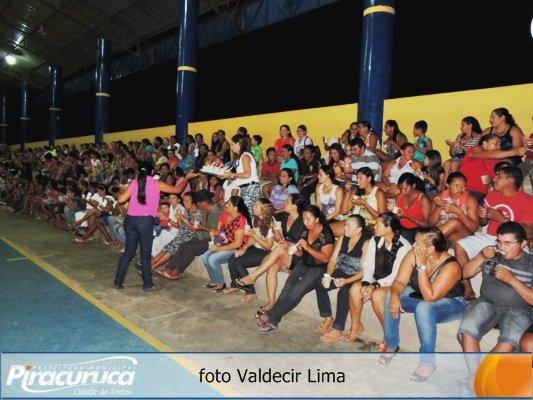 Escolas Municipais de Piracuruca promovem festa do Dia das mães