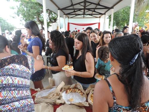 Prefeita Paula Araujo homenageou as mães brasileirenses com uma bela festa - Imagem 49