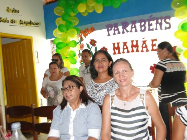 Escolas Municipais tem Programação especial do dia das Mães - Imagem 25