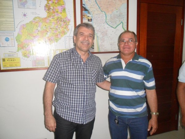 Senador Recebe Prefeito e Vereadores de Lagoinha - Imagem 3