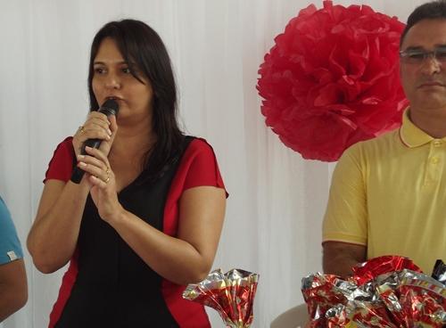 Prefeita Paula Araujo homenageou as mães brasileirenses com uma bela festa - Imagem 80