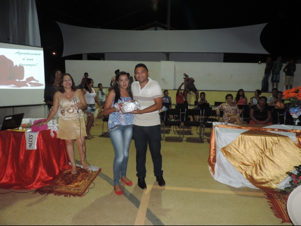 A prefeitura de Barra D’Alcântara em parceria com a Secretaria de Educação promoveu uma festa em comemoração ao dia das mães. - Imagem 25