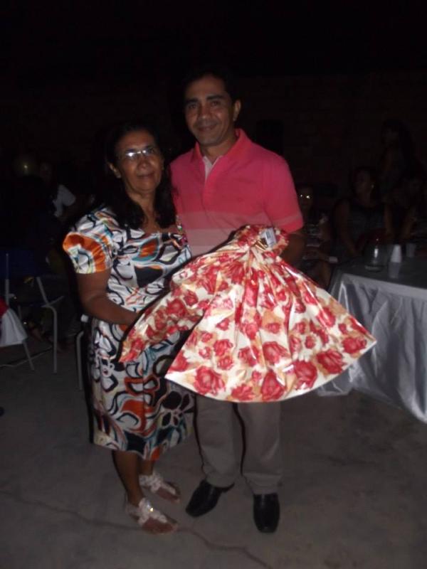 Muita alegria e emoção marcaram a festa em comemoração ao dia das Mães em Francisco Ayres - Imagem 38