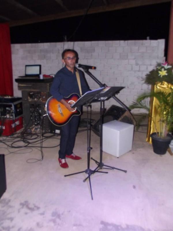 Muita alegria e emoção marcaram a festa em comemoração ao dia das Mães em Francisco Ayres - Imagem 5