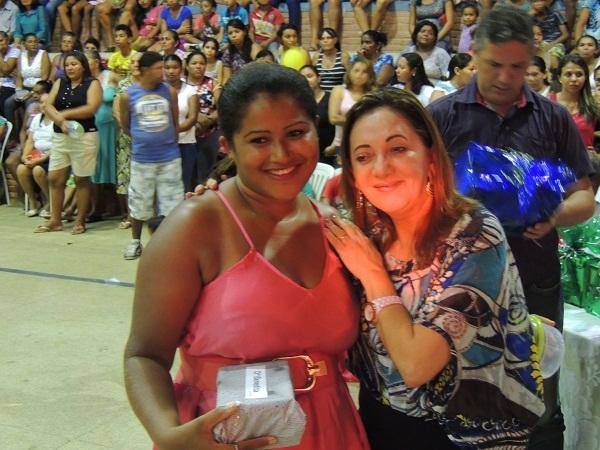 Festa das mães é marcada por alegria e emoção - Imagem 17
