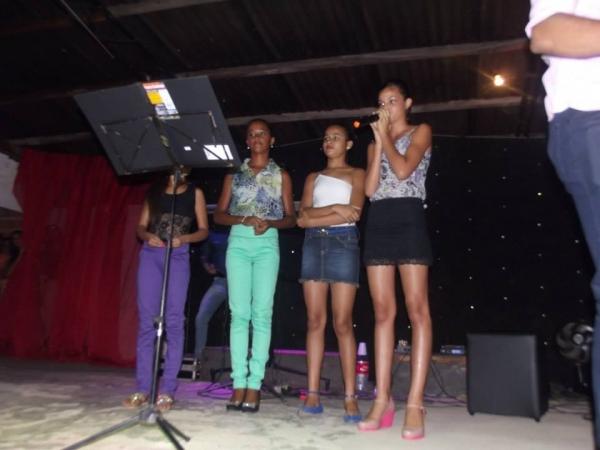 Muita alegria e emoção marcaram a festa em comemoração ao dia das Mães em Francisco Ayres - Imagem 10