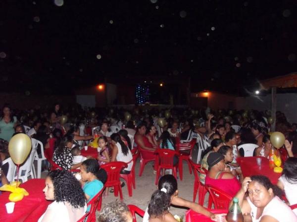 Muita alegria e emoção marcaram a festa em comemoração ao dia das Mães em Francisco Ayres - Imagem 31