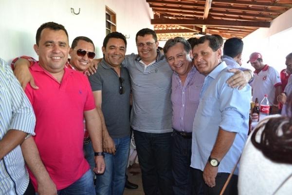 Prefeito Venicio do Participa de aniversario em Jacobina - Imagem 20