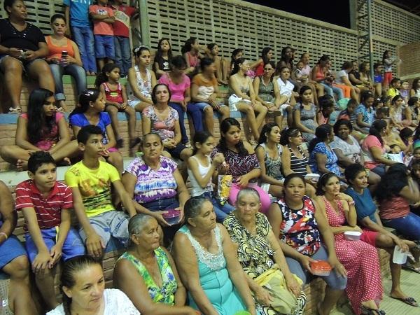 Festa das mães é marcada por alegria e emoção - Imagem 1