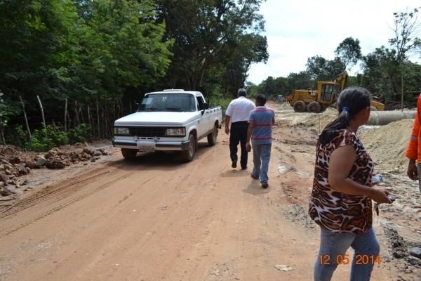 Prefeito Zé Resende visita obras acompanhado de vereadores - Imagem 14