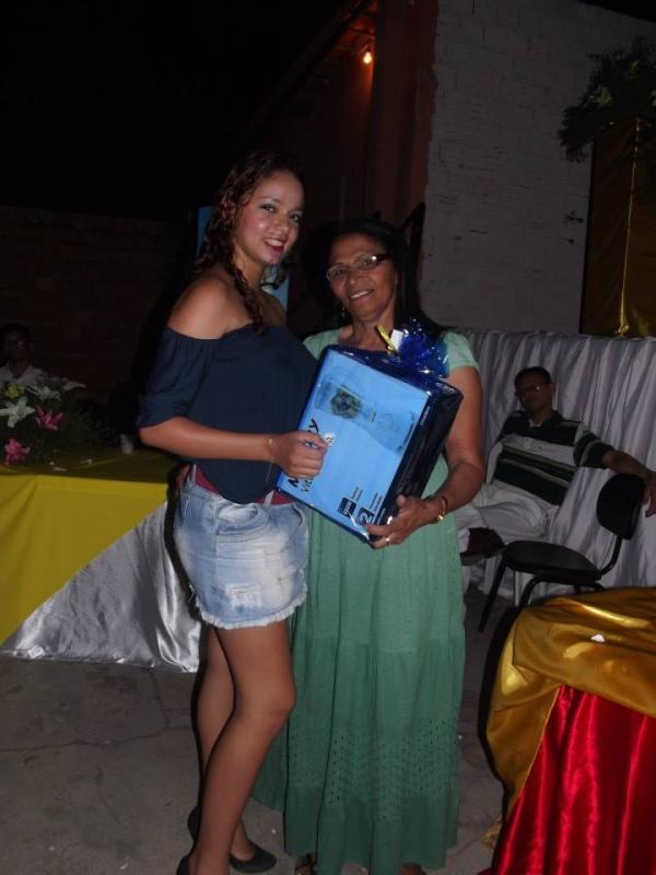 Muita alegria e emoção marcaram a festa em comemoração ao dia das Mães em Francisco Ayres - Imagem 8