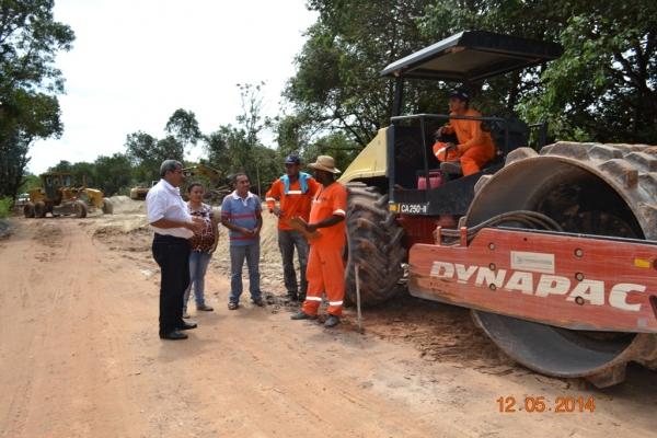Prefeito Zé Resende visita obras acompanhado de vereadores - Imagem 17