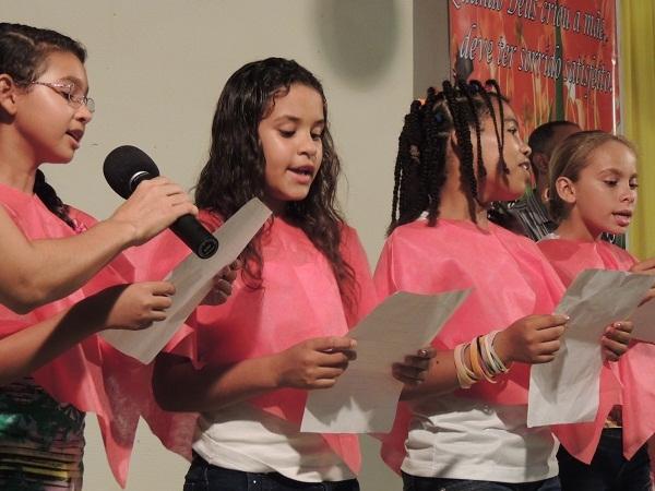 Festa das mães é marcada por alegria e emoção - Imagem 11