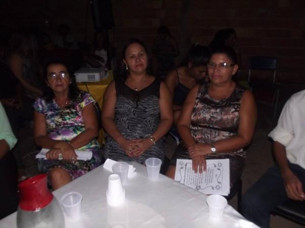 Muita alegria e emoção marcaram a festa em comemoração ao dia das Mães em Francisco Ayres - Imagem 7