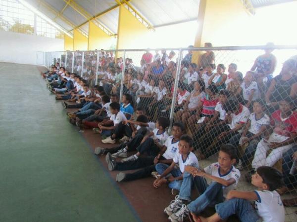 Secretaria Municipal de Assistência Social realiza campanha “Faça Bonito” 2014 - Imagem 24