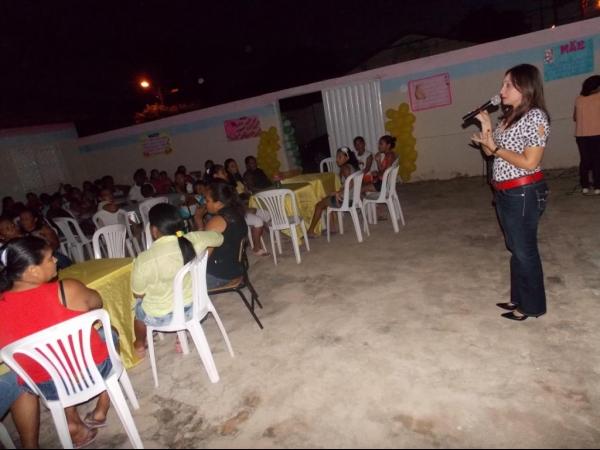 Equipe do Serviço de Convivência e Fortalecimento de Vínculos homenageia as Mães - Imagem 12