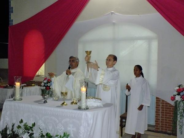 Bispo Dom Plínio Celebra Missa/novena em Homenagem a Nossa Senhora de Fátima na Comunidade Buriti Grande - Imagem 19