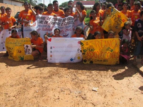 Secretaria Municipal de Assistência Social realiza campanha “Faça Bonito” 2014 - Imagem 25