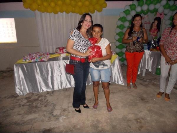 Equipe do Serviço de Convivência e Fortalecimento de Vínculos homenageia as Mães - Imagem 22