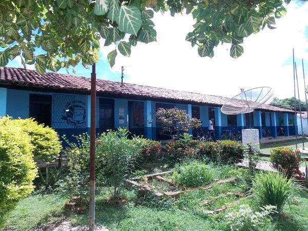 U.E. João Antonio de Miranda recebe a equipe de palestrantes e a Assistente Social do NASF