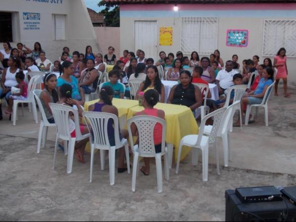 Equipe do Serviço de Convivência e Fortalecimento de Vínculos homenageia as Mães - Imagem 3