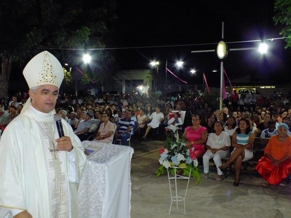Bispo Dom Plínio Celebra Missa/novena em Homenagem a Nossa Senhora de Fátima na Comunidade Buriti Grande - Imagem 16