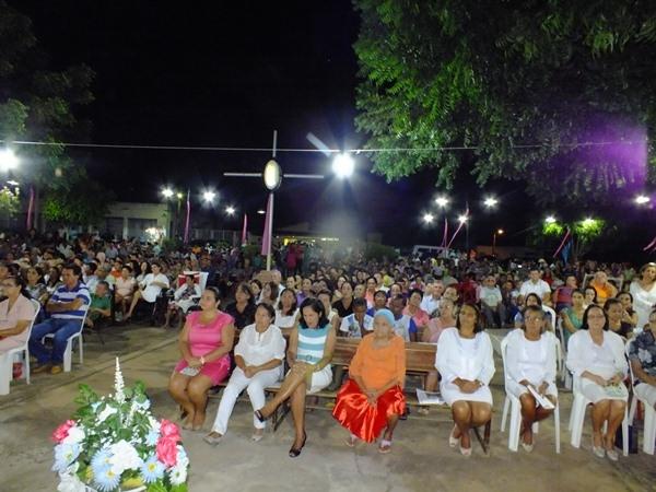 Bispo Dom Plínio Celebra Missa/novena em Homenagem a Nossa Senhora de Fátima na Comunidade Buriti Grande - Imagem 8